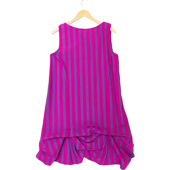 Out of Xile Tunic Dress in Fuchsia. Made in England. - Picture 8 of 9